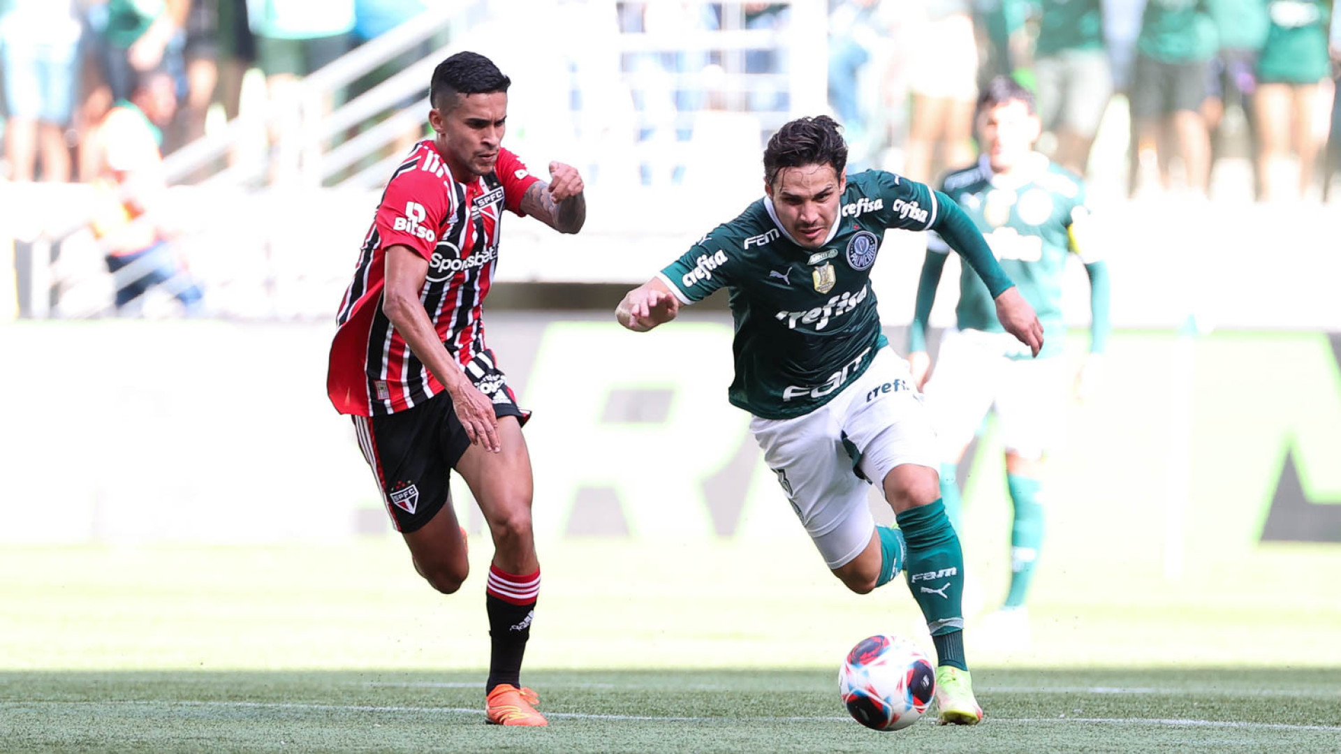 Palmeiras e São Paulo empatam sem gols no Allianz em clássico de futebol pobre