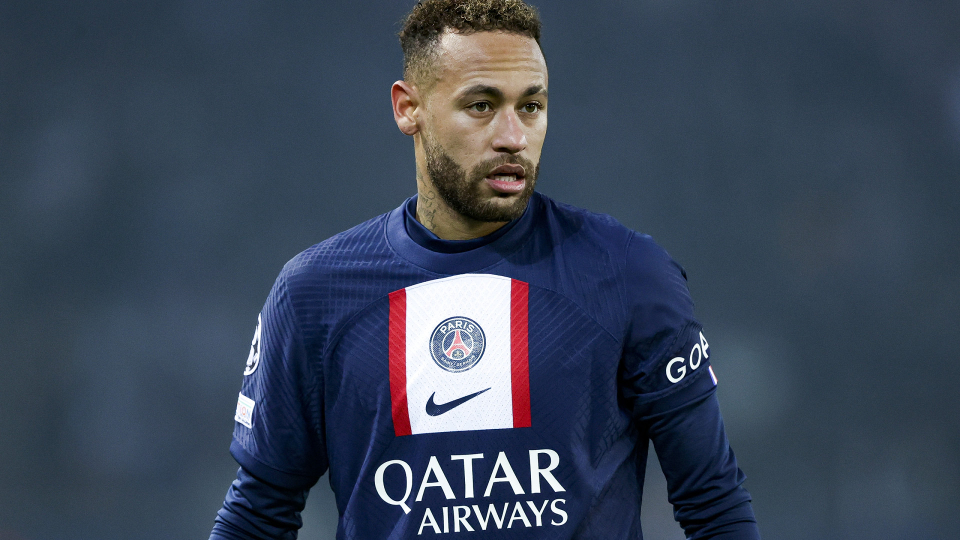 Guardiola ligou para Neymar para saber sobre sua condição no PSG, diz jornal francês