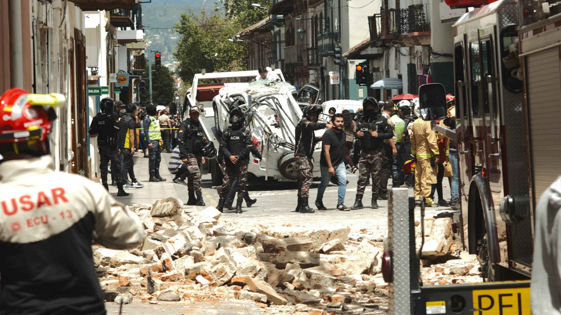 Terremoto atinge Equador, Peru, Chile e México; há ao menos 13 mortos