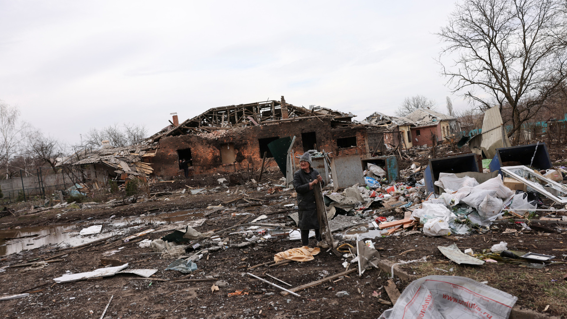 Continuam os bombardeios na Ucrânia com mortos e dezenas de feridos