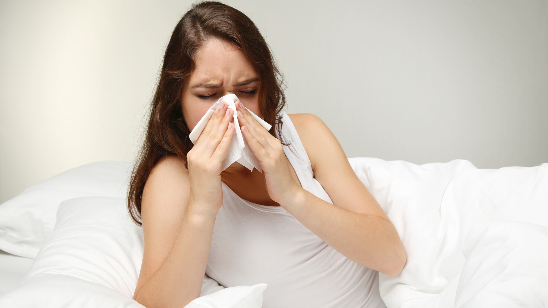 Se não dorme por causa das alergias, experimente estas dicas