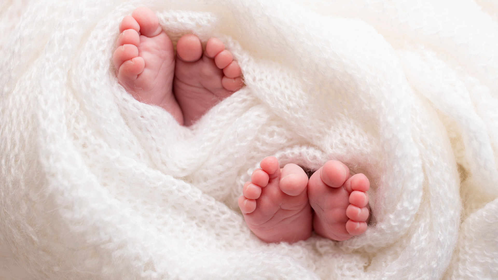 Chuva de gêmeos! Hospital em Ohio comemora 7 pares de recém-nascidos