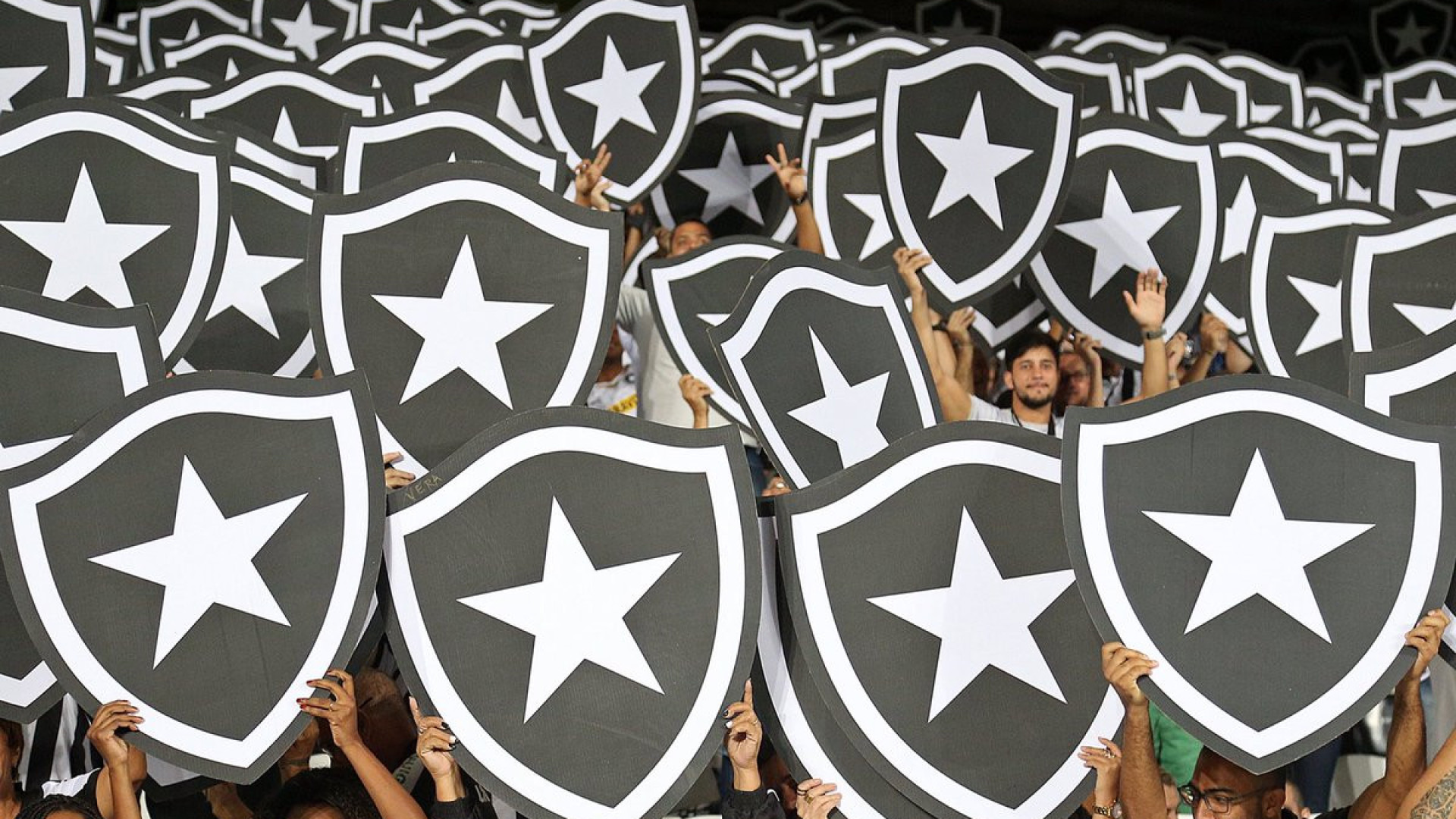 Botafogo busca reabilitação no Carioca diante do Nova Iguaçu, no Distrito Federal