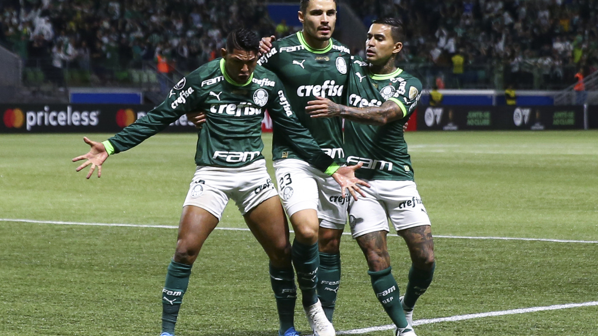 Palmeiras resolve em 10 minutos, arrasa Bolívar e garante a 1ª colocação geral da Libertadores