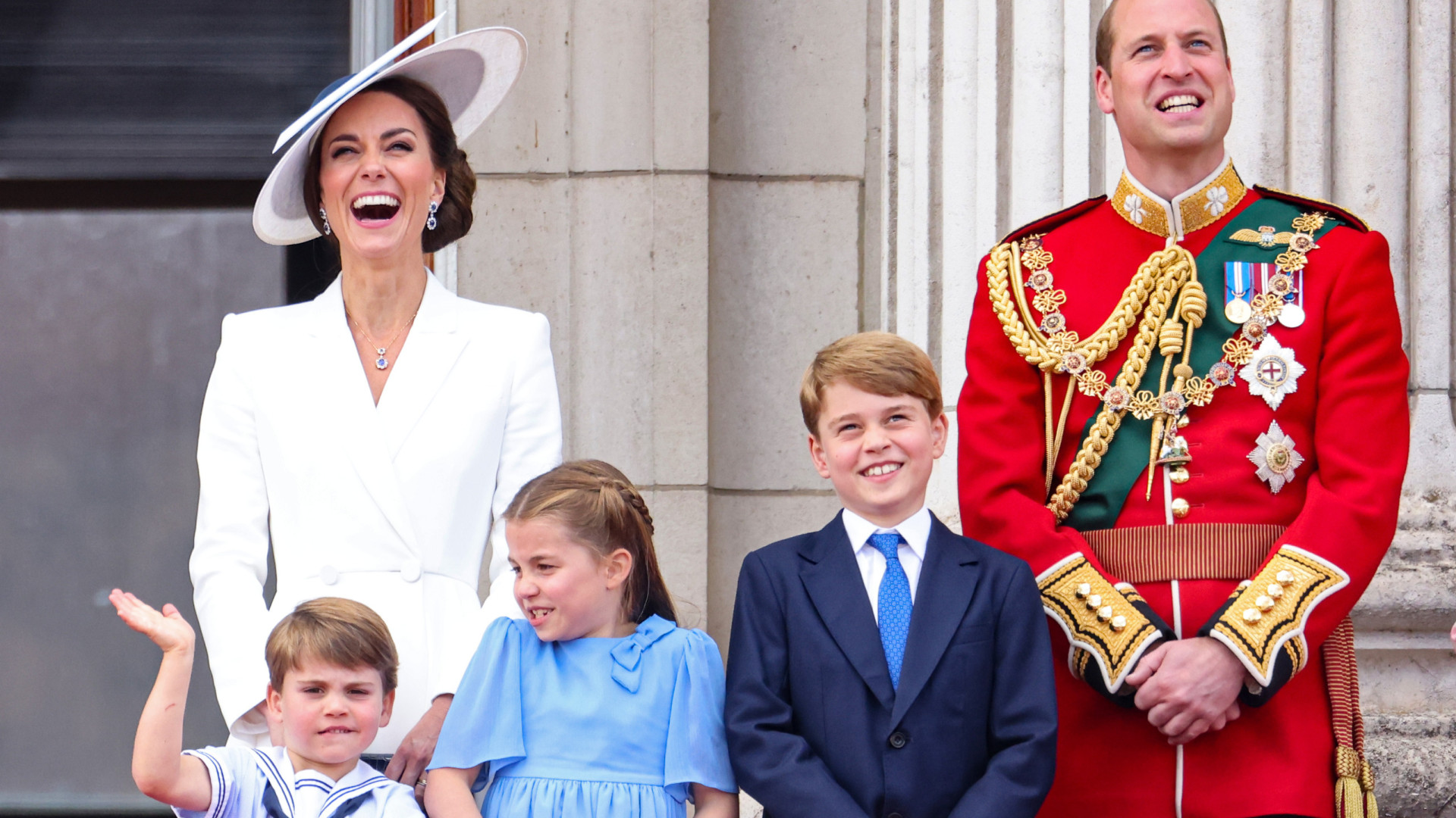 Príncipe William assume tarefas de Kate com os filhos na sua ausência