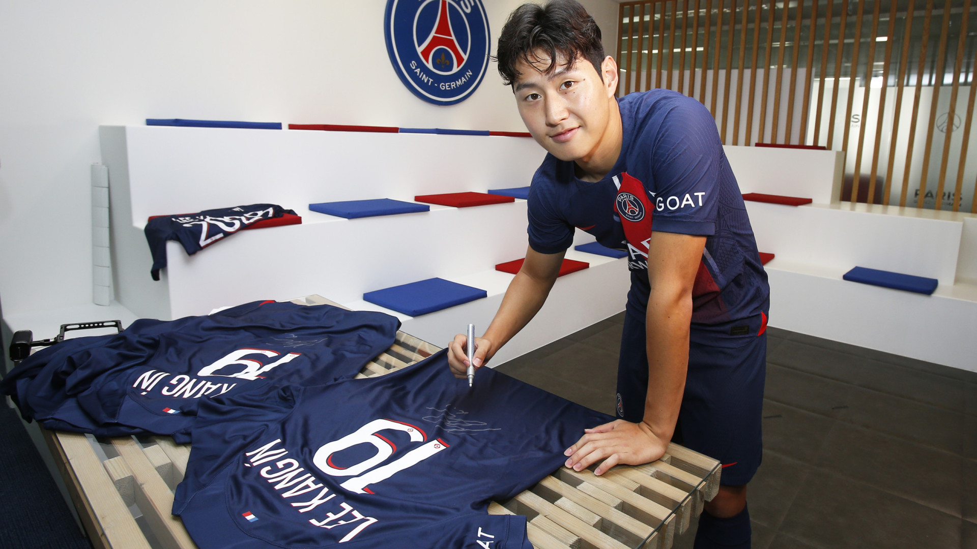 Paris Saint-Germain anuncia acerto com sul-coreano Lee Kang-in, atacante do Mallorca