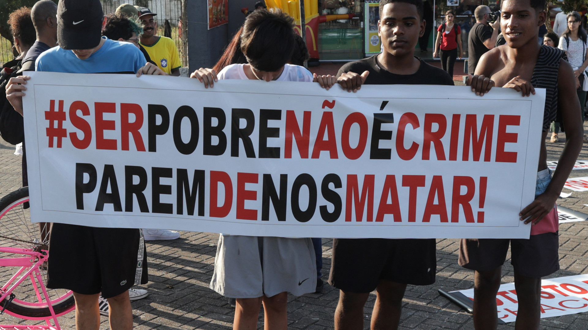 Operação Escudo tem 24ª morte no Guarujá; suspeito portava submetralhadora, diz PM