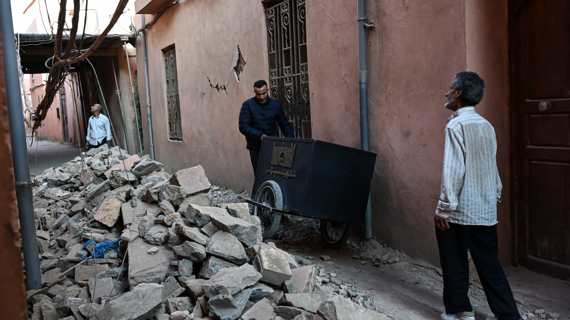 Terremoto no Marrocos deixa 2.012 mortos; tremor é o mais letal do país desde 1960