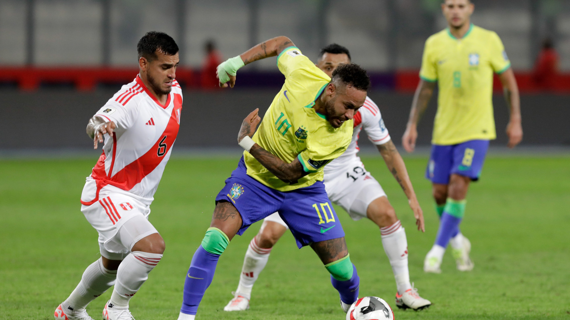 Com Ederson no gol, Brasil encerra preparação para enfrentar Peru