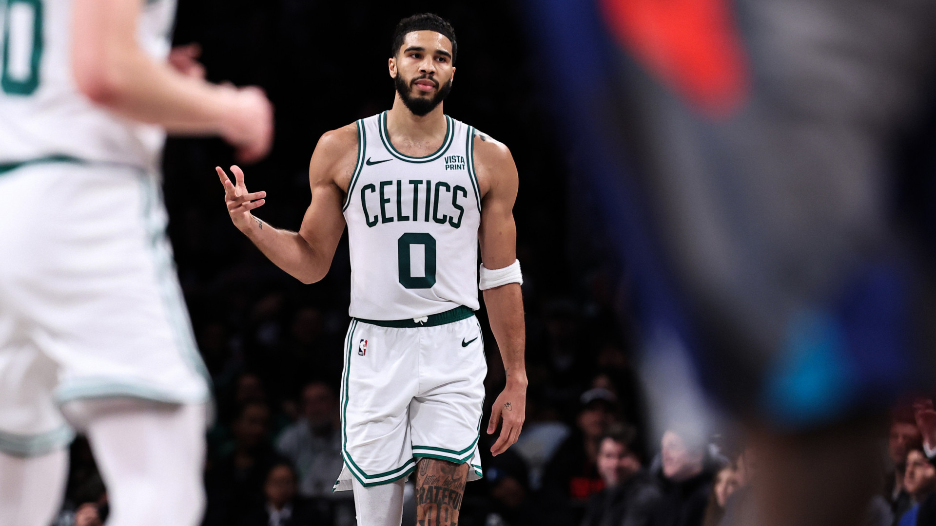 Celtics faturam 9ª vitória seguida na NBA e Cavaliers vencem com cesta do meio da quadra