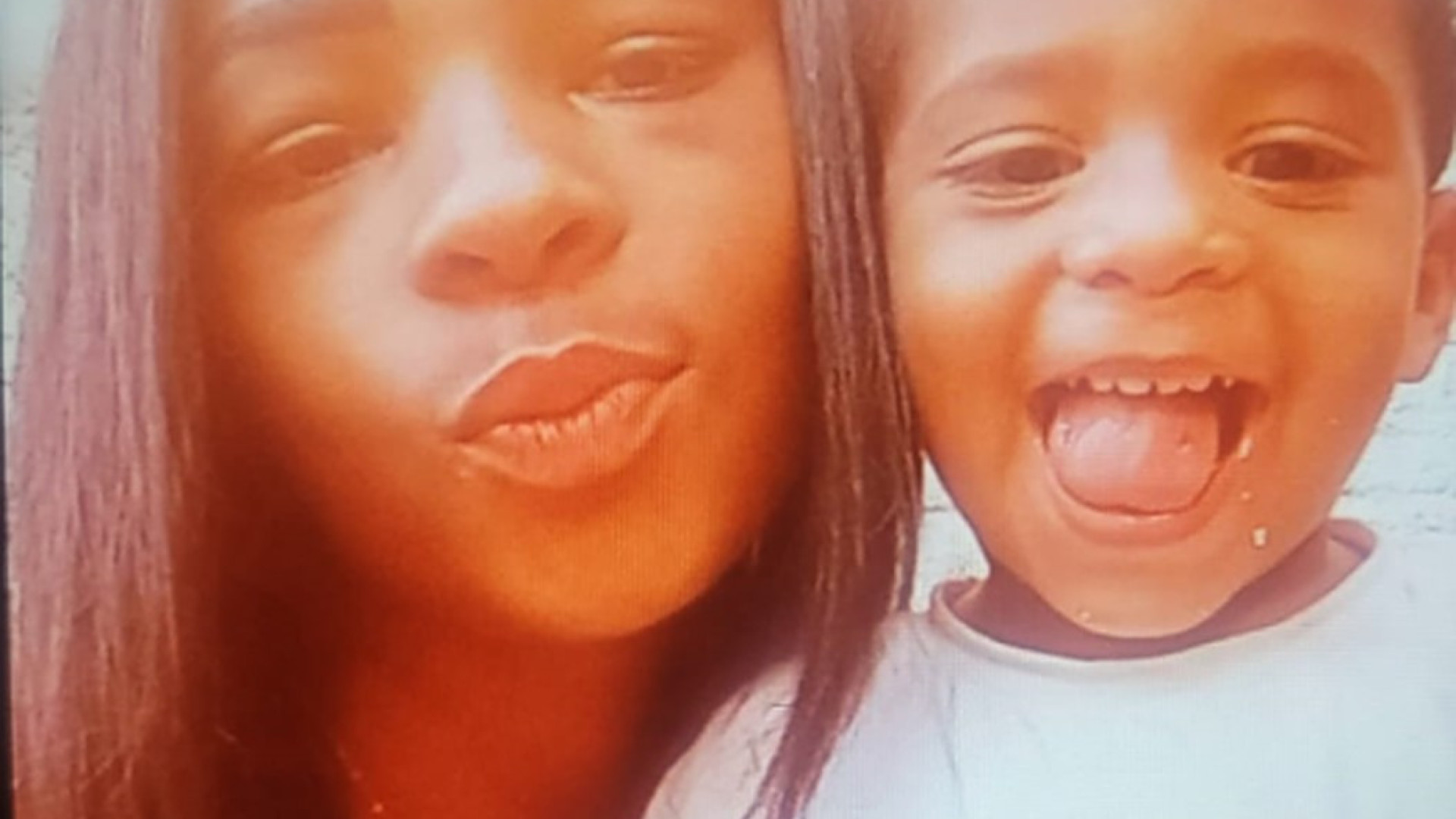 Mãe de menino morto após ser esquecido em van escolar em SP: 'Pensei que ele estava seguro'