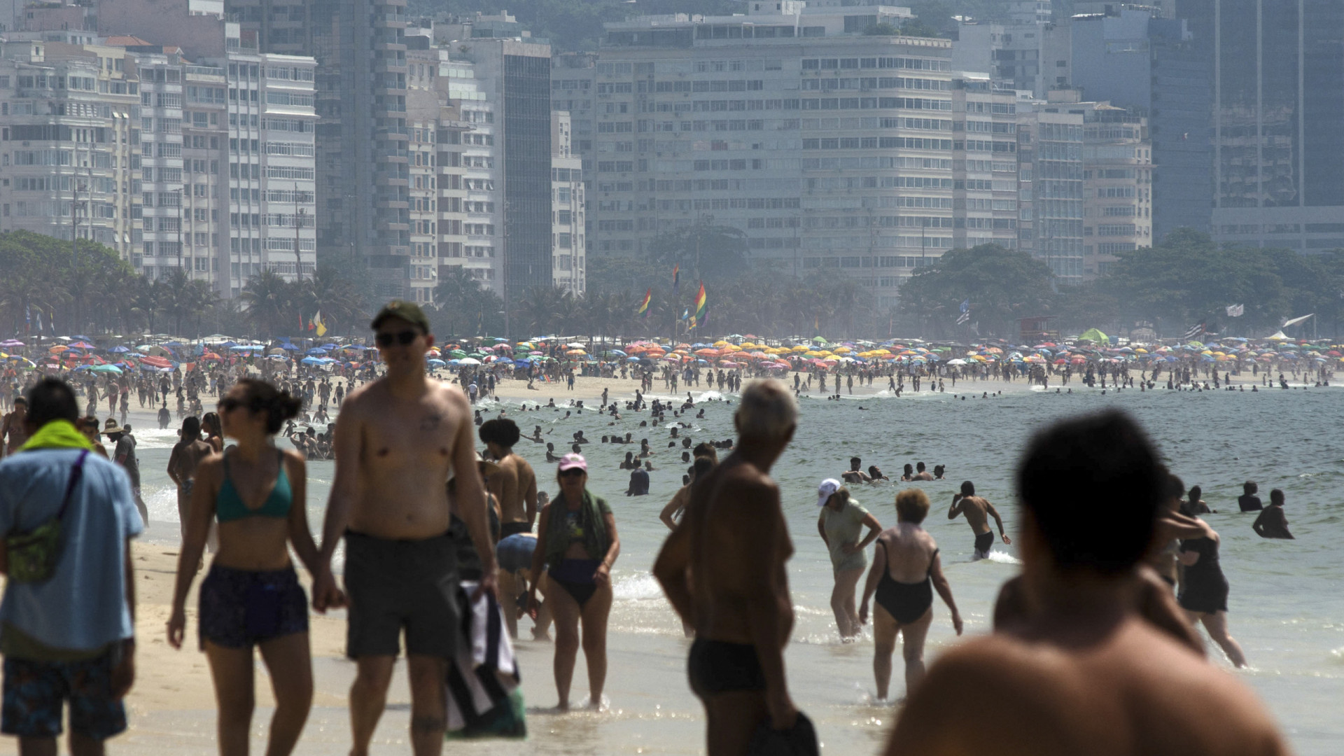 Rio de Janeiro registra sensação térmica de 53,4°C na manhã desta quinta (11)