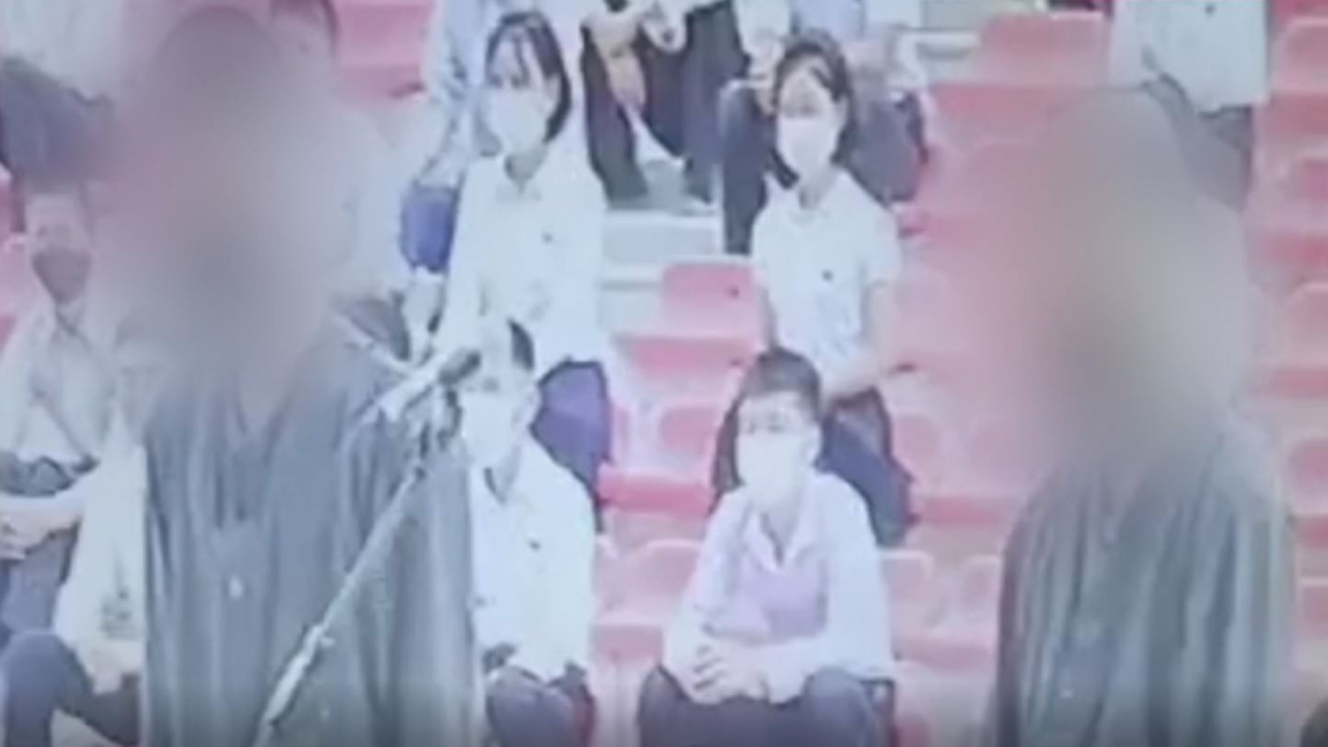 Coreia do Norte: imagens raras mostram jovens condenados por ver novelas