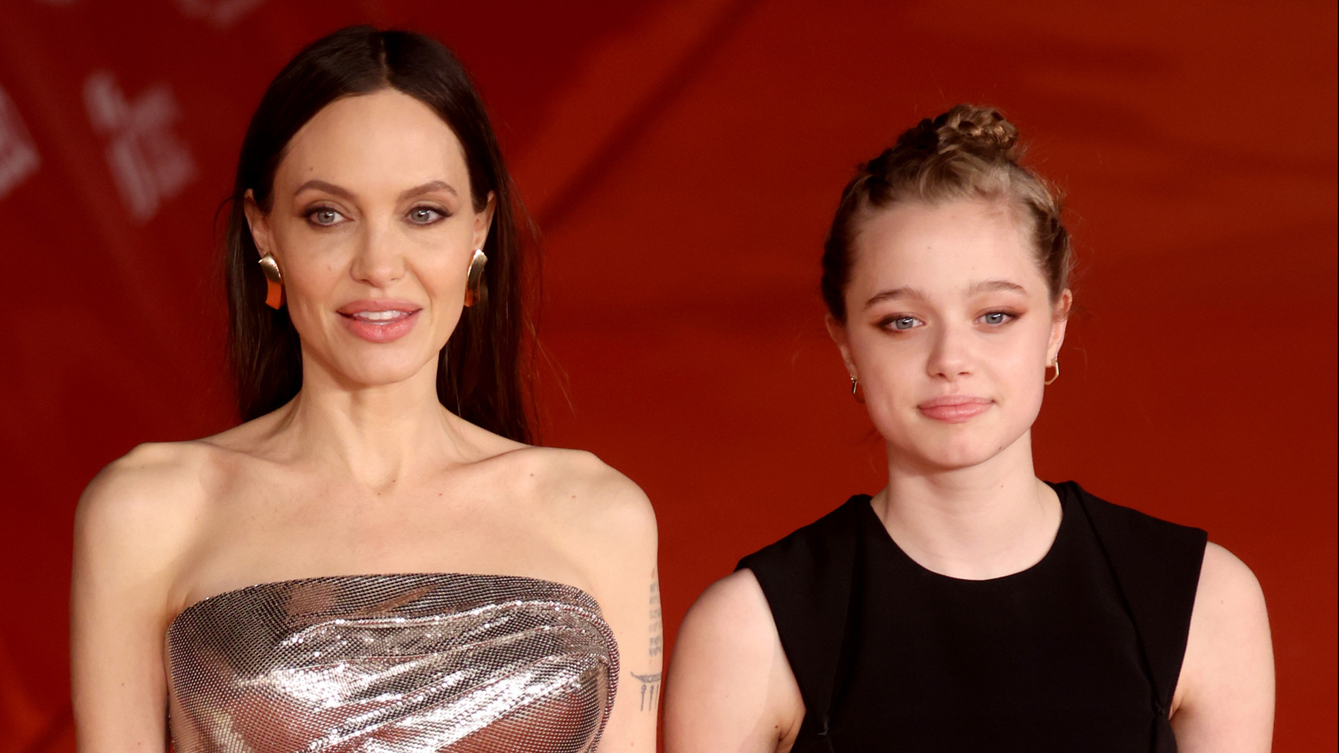 Shiloh Jolie Pitt, de 17 anos, decide morar com o pai Brad Pitt