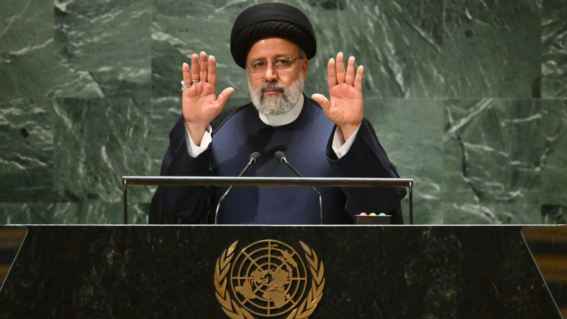 Presidente iraniano afirma que ataque de Israel na Síria terá resposta