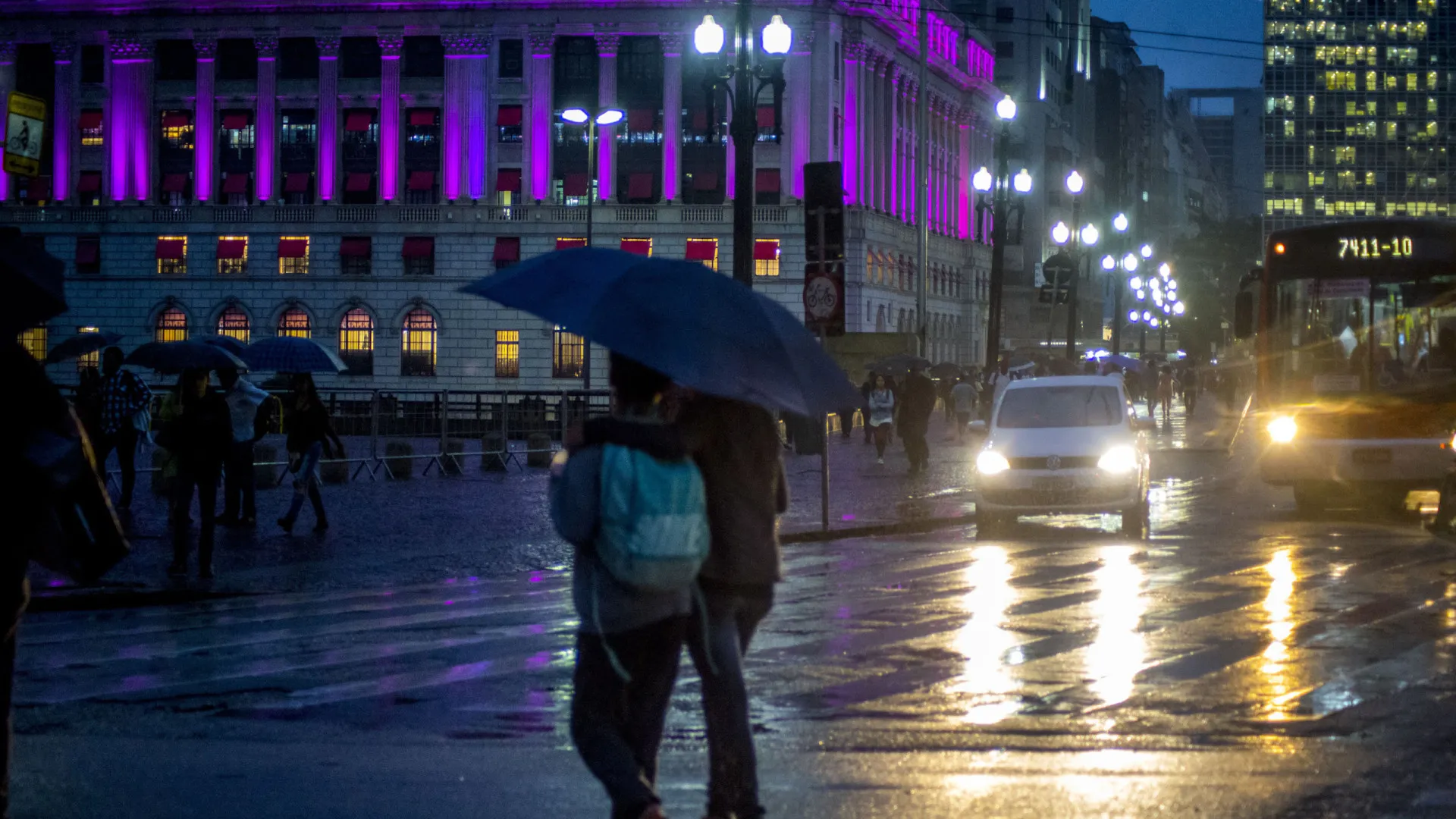 
                    Tempo permanecerá estável em SP? Veja a previsão também para outros Estados
                