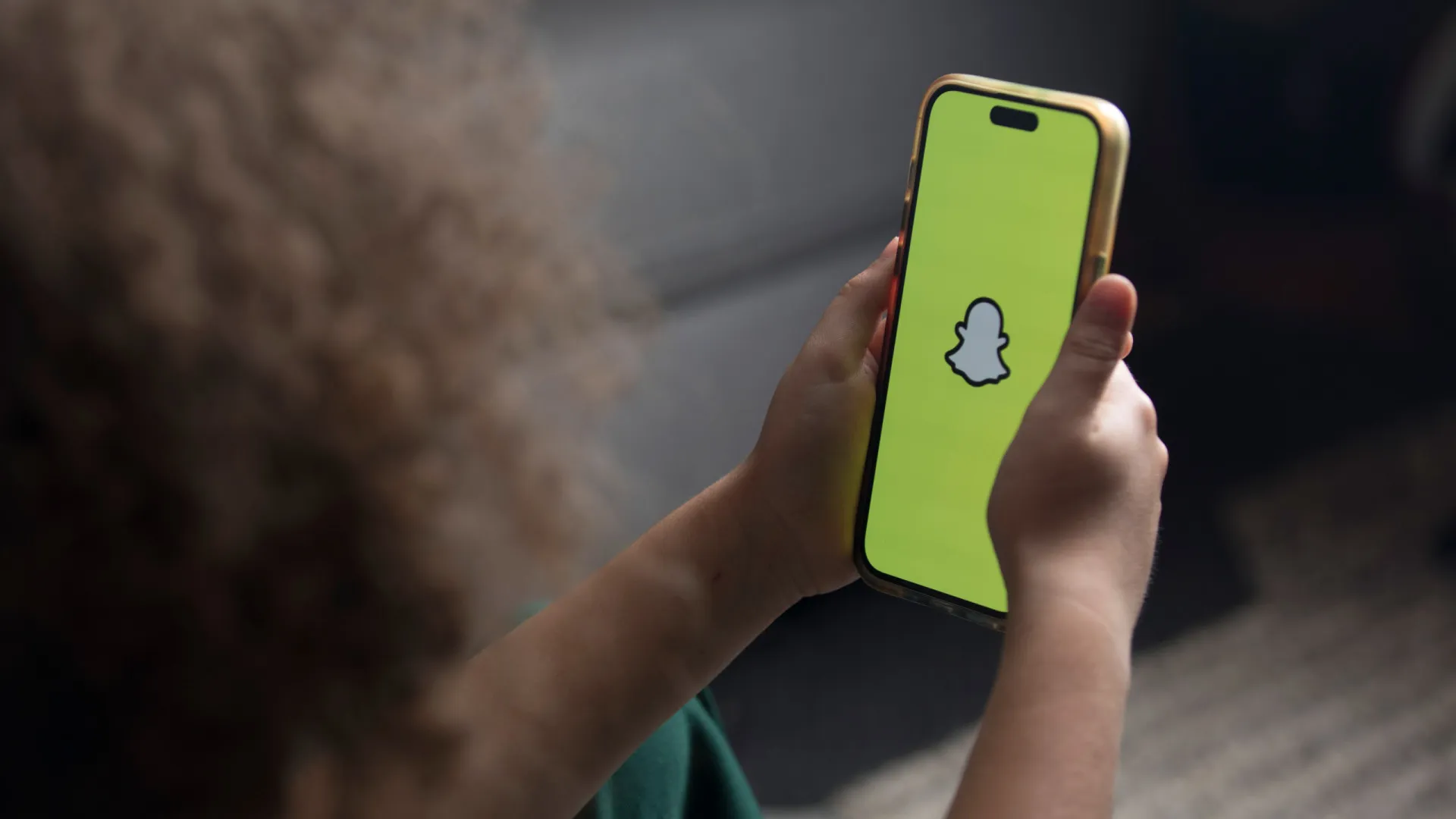 
                    Snapchat é investigado na Europa por aliciamento sexual de crianças
                
