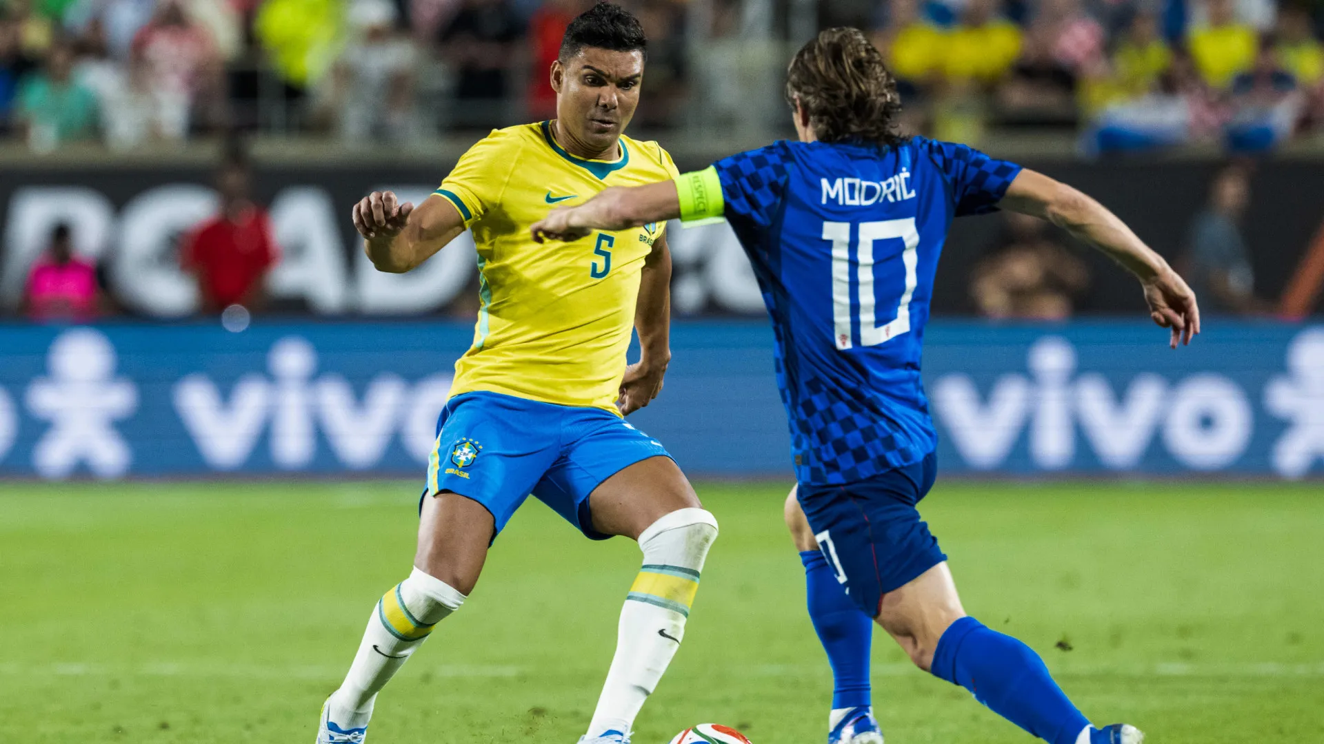 
                    Casemiro revela elogio de Modric à seleção e cita resiliência no ciclo: 'Inúmeras dificuldades'
                