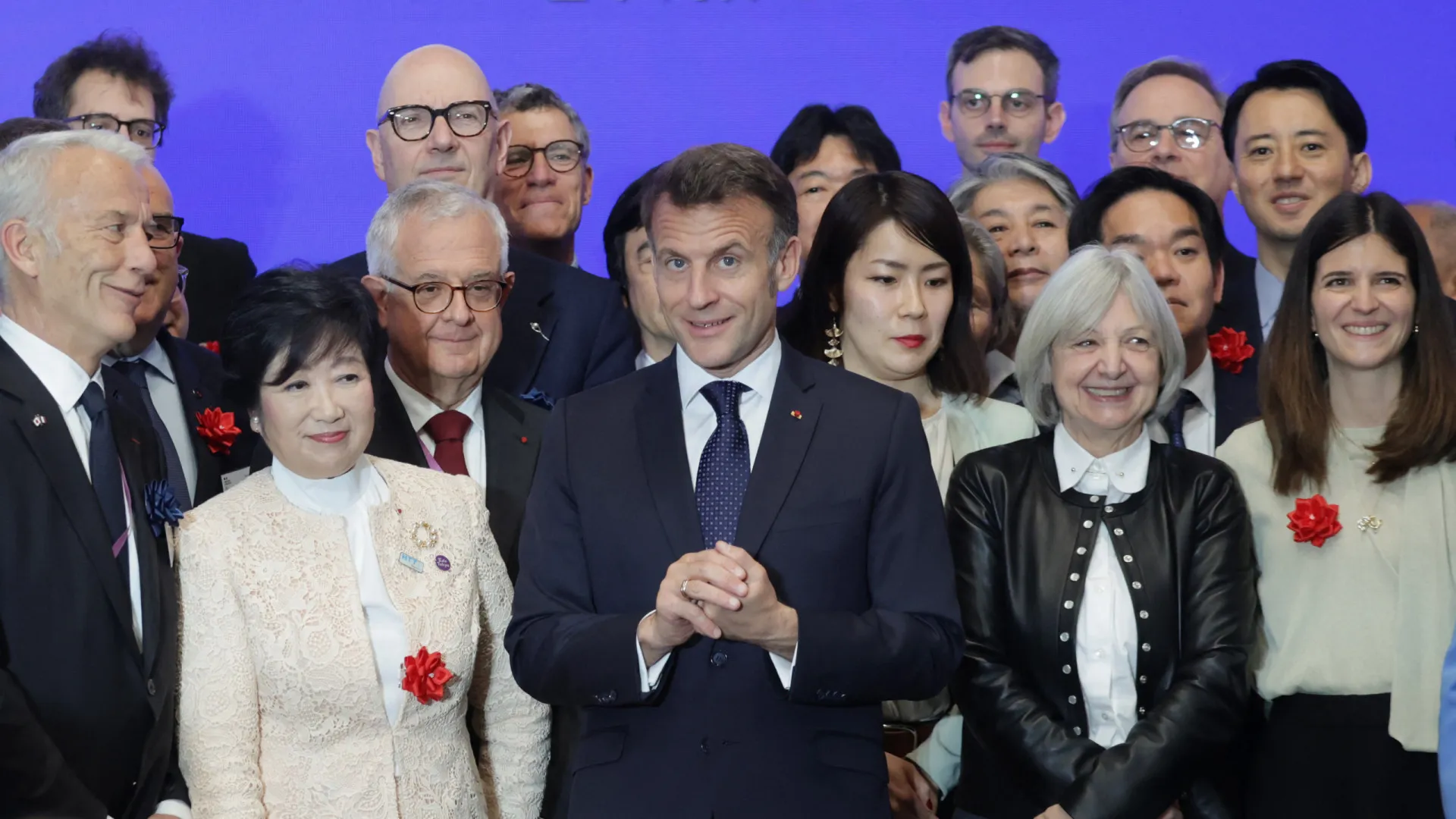 Macron critica imprevisibilidade dos EUA e defende Europa estável