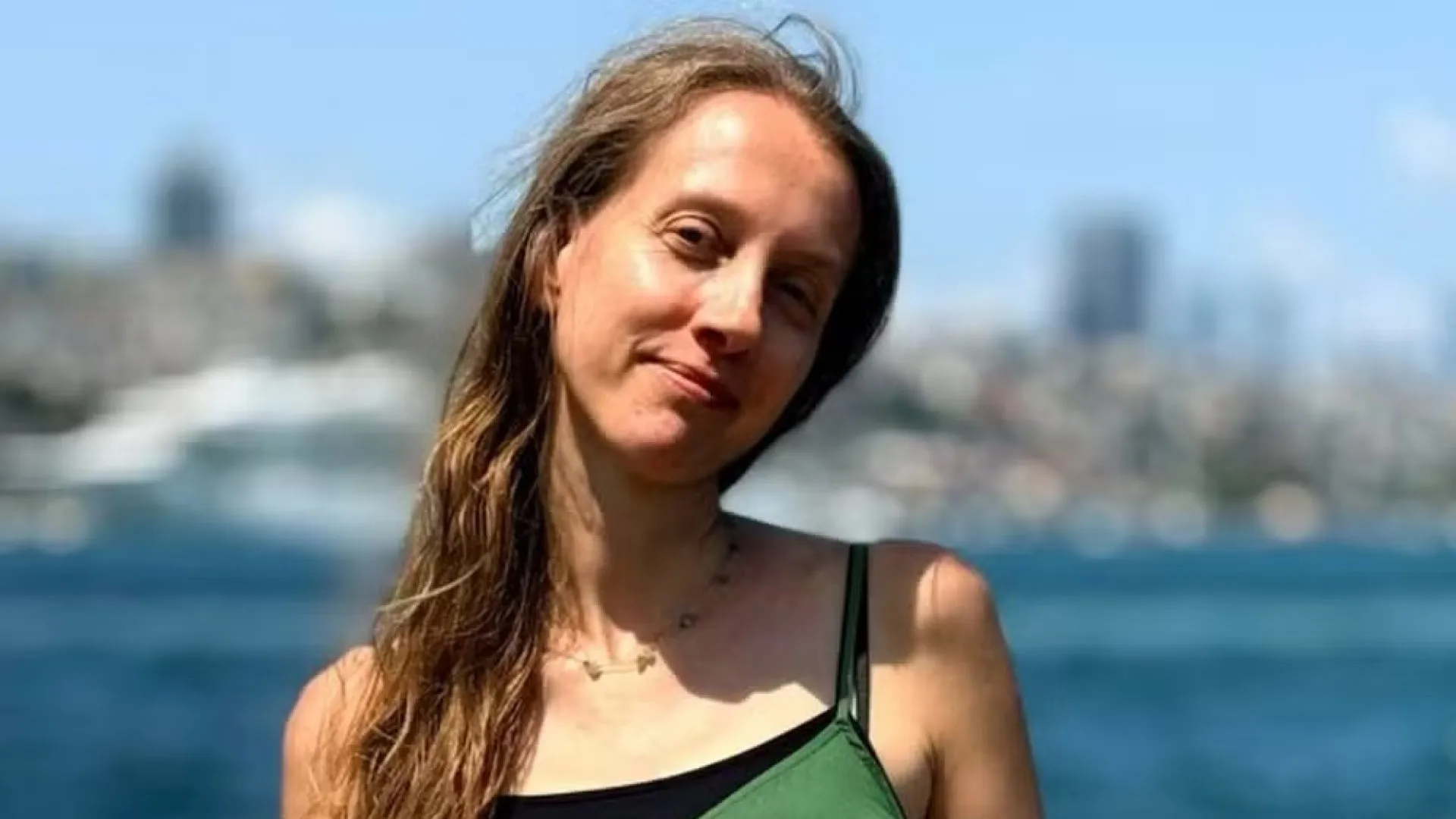 
                    Jornalista dos EUA é sequestrada durante cobertura em Bagdá, diz governo
                