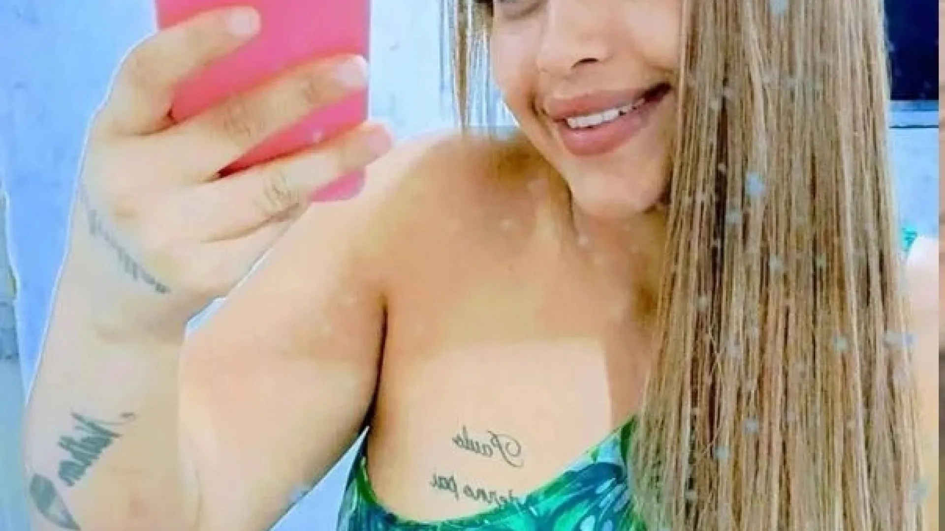 
                    Acusada de decapitar companheiro mandou imagens do crime para a família
                