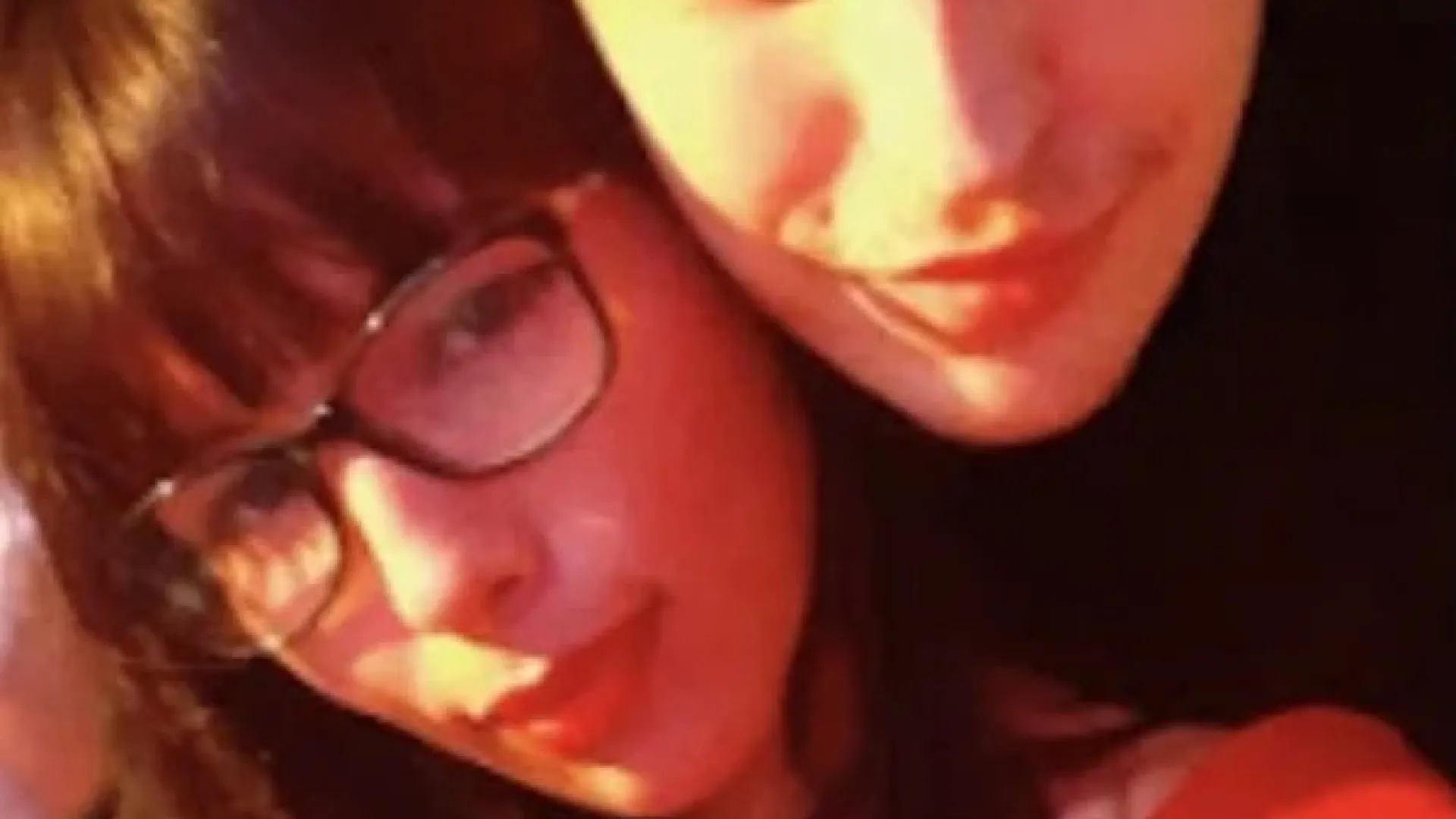 
                    Ex-namorada acusa Felca de manipulação e expõe relação abusiva nas redes
                