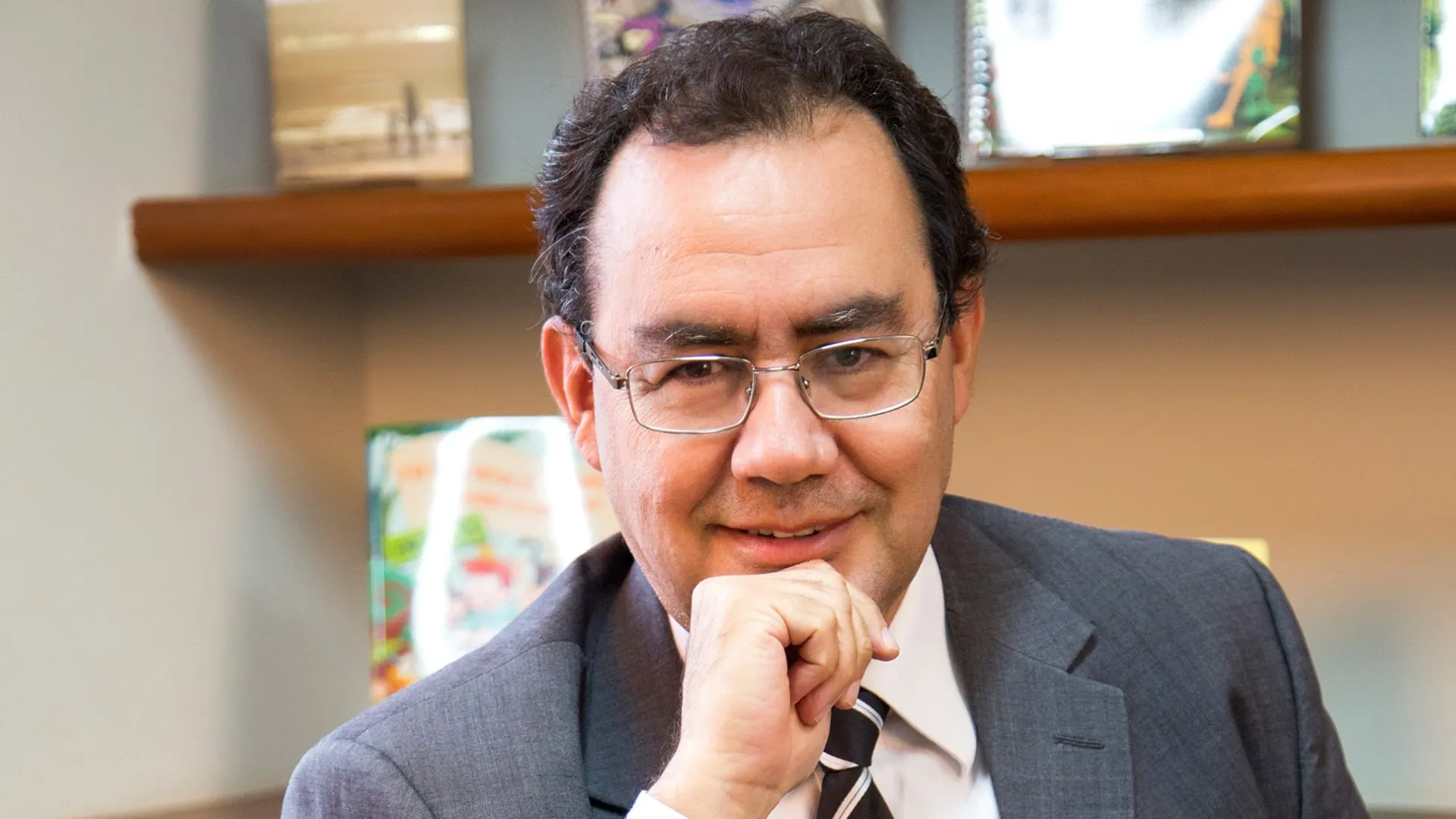 
                    Augusto Cury é lançado pré-candidato à Presidência pelo Avante
                