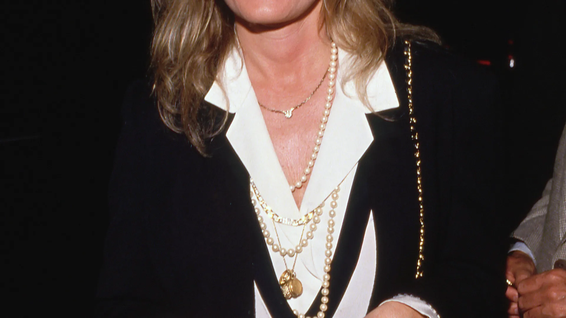 
                    Revelada a causa da morte de Valerie Perrine, atriz de “Superman
                