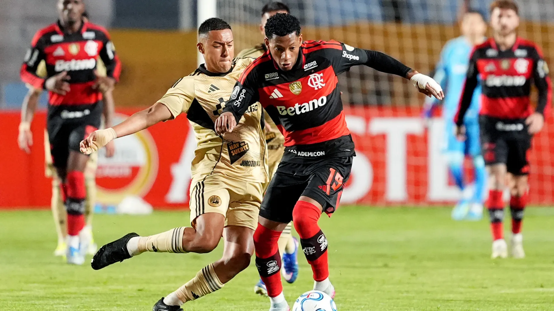 Flamengo inicia Copa Libertadores com vitória na altitude de Cusco