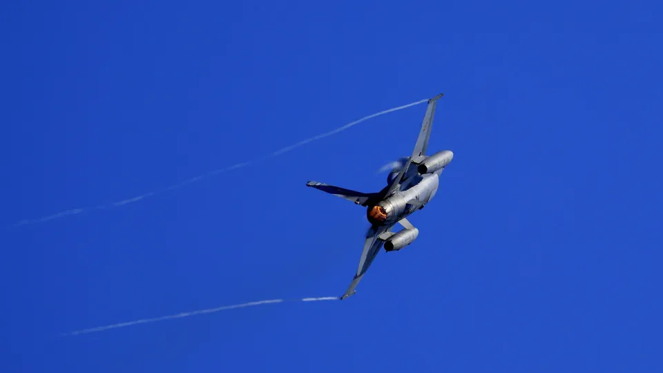 Romênia abate pela primeira vez um drone sobre o seu território