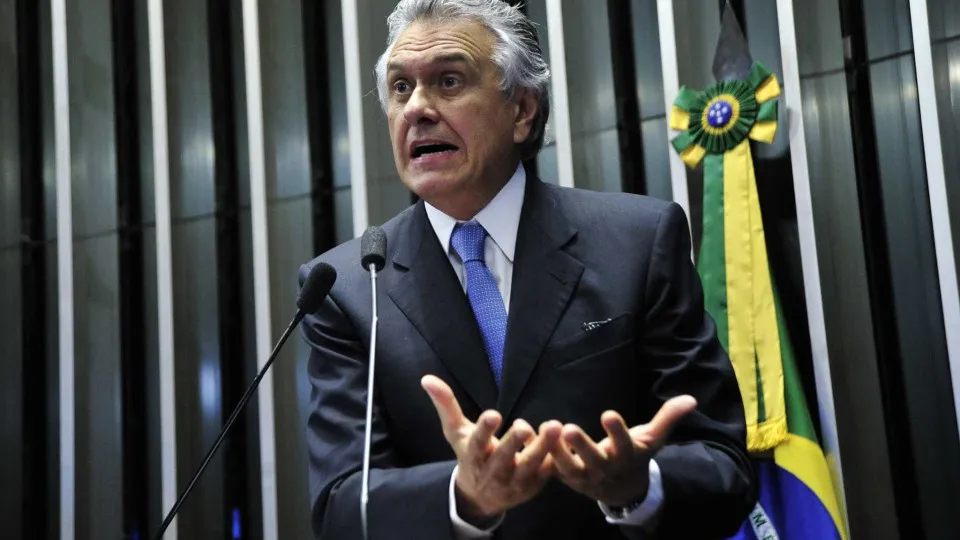 Caiado critica governo Trump e diz que Milei fez 'escândalo' no Brasil
