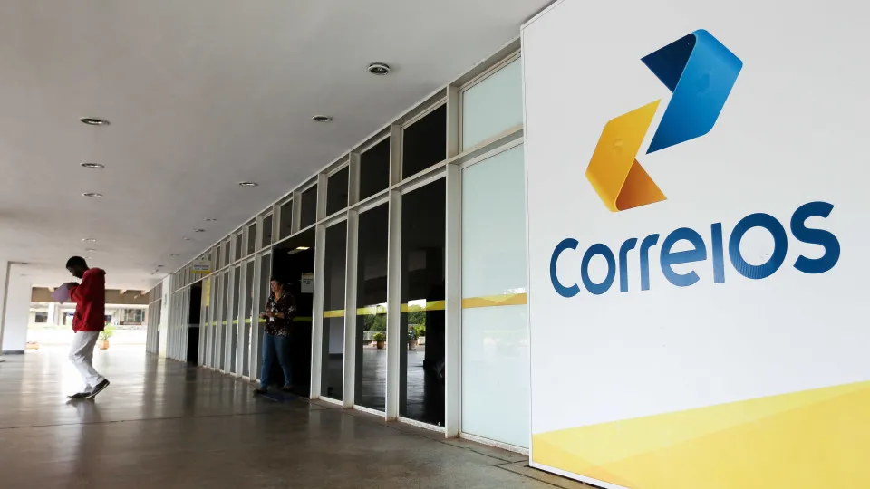 Governo Lula cogita aporte menor nos Correios em proposta de Orçamento para 2027