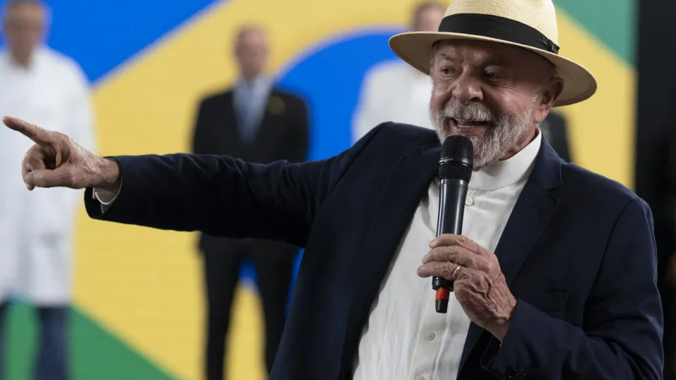 Lula desafia Rubio a montar comitê para Flávio: 'Que venha'
