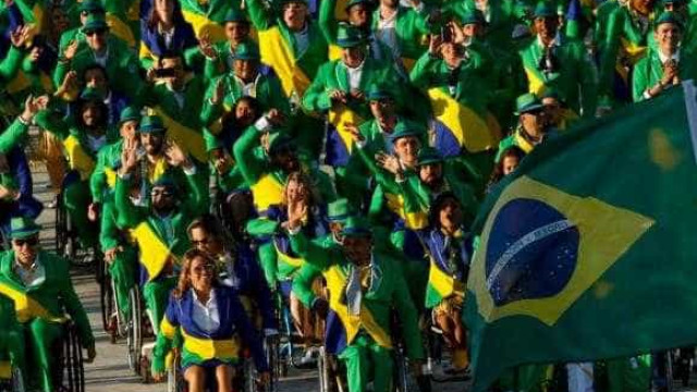 Alegria de brasileiros marca abertura dos Parapan-Americanos 