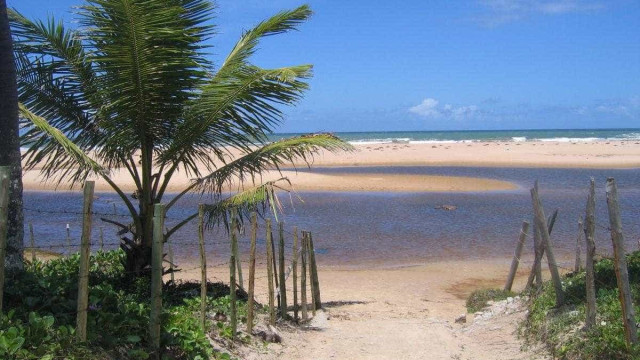 Homem de 54 anos morre na praia de Imbassaí, na Bahia