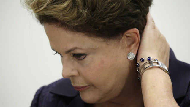 Dilma deve ignorar regra que manda 
cortar R$ 105 bilhões