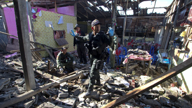 Explosões na Tailândia ferem pelo 
menos sete pessoas