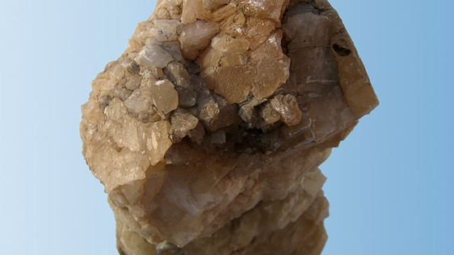 Cientistas catalogam mais de 5 mil 
tipos de rocha da Terra