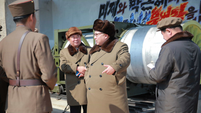 Exército da Coreia do Norte simula ataque ao governo sul-coreano
