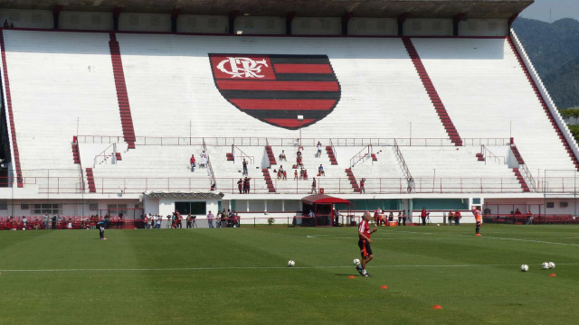 Após goleada, Flamengo busca reabilitação em Brasília