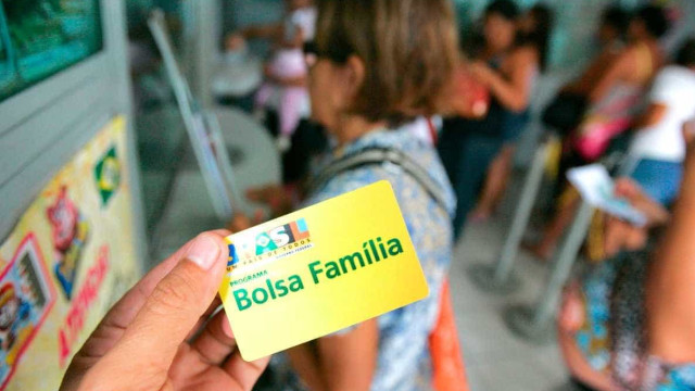 Decreto formaliza aumento médio de 12,5% no Bolsa Família