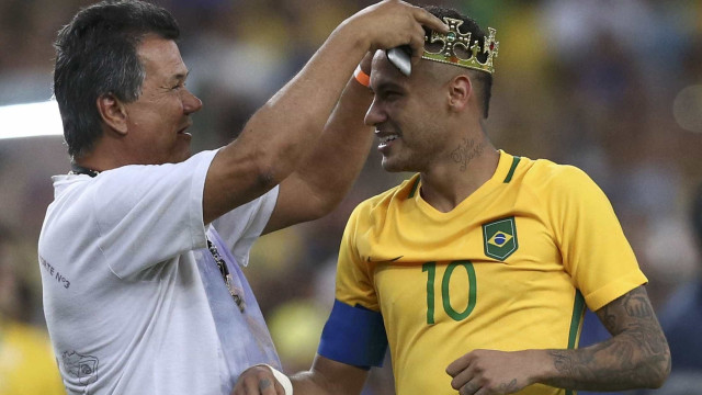 Neymar consegue título que 
craques deixaram escapar