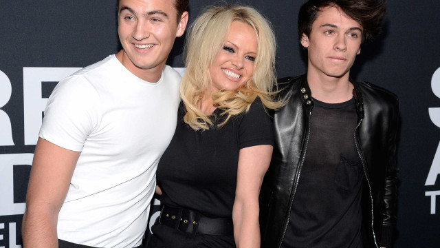 Filhos de Pamela Anderson começam a ‘brilhar’ no mundo da fama