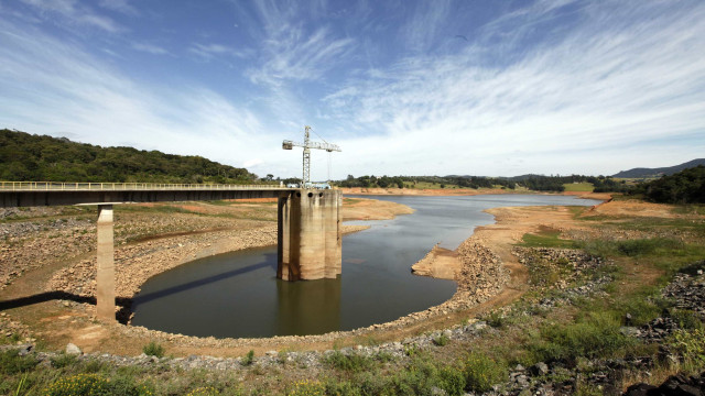 Nível de água do Cantareira tem leve queda e atinge 75,3%,
