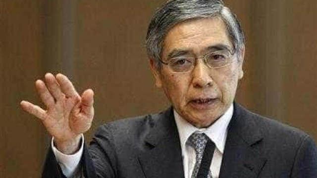 Presidente do BC japonês descarta redução de estímulos monetários