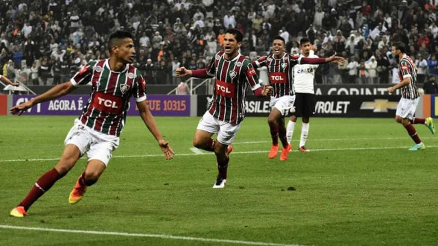 Fluminense vence o Corinthians 
com gol aos 49' do 2ºT