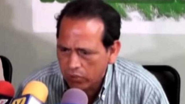 Venezuelano conta que presos comeram restos mortais do filho na prisão