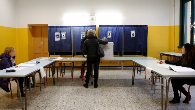 Itália se prepara para votar maior reforma
política em 70 anos