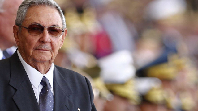 Após exercícios militares, Raúl Castro envia mensagem a Trump