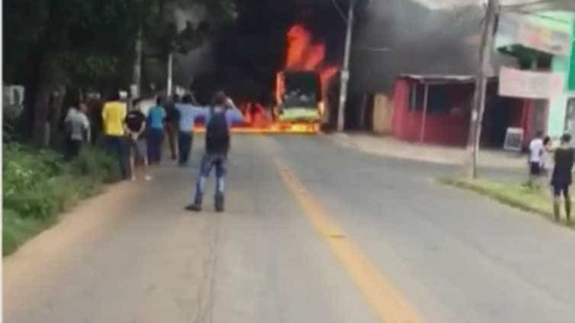 Sobe para 11 o número de ônibus incendiados em Minas Gerais